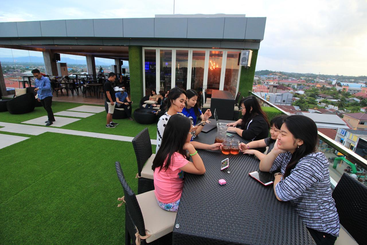 Palmy Exclusive Hotel Tanjung Redep Dış mekan fotoğraf